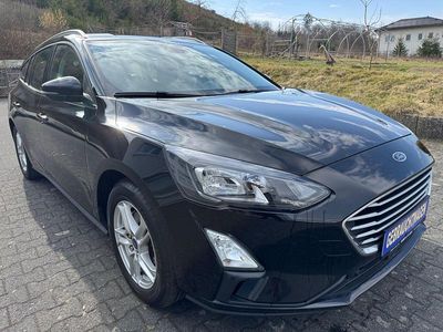 Gebraucht Ford Focus Cool & Connect 120 PS (88 kW) 2021 Schwarz Kombi