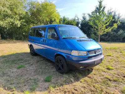 Gebraucht VW T4 102 PS (75 kW) 2000 Blau Van