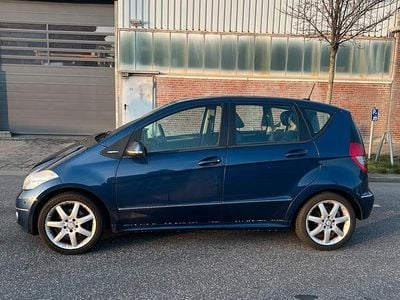 Mercedes A200