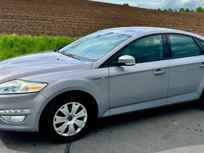 Gebraucht Ford Mondeo Titanium 145 PS (106 kW) 2010 Silber Limousine