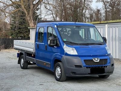 Gebraucht Peugeot Boxer 140 PS (102 kW) 2011 Grau Van
