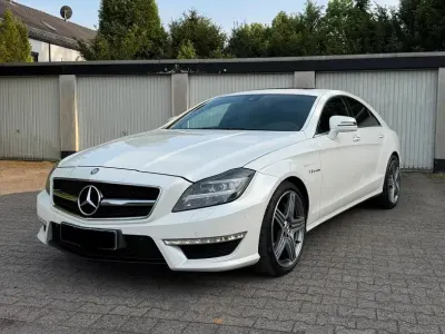 Gebraucht Mercedes CLS63 AMG AMG 557 PS (409 kW) 2013 Weiß Limousine