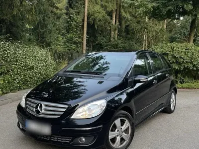 Gebraucht Mercedes B170 116 PS (85 kW) 2005 Schwarz Van / Kleinbus