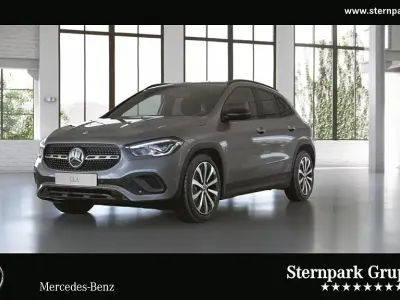 Używany Mercedes GLA200 Progressive 163 KM (119 kW) 2022 Szary SUV