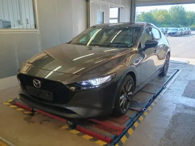 Gebraucht Mazda 3 Exclusive-Line 140 PS (102 kW) 2025 Machine gray Limousine
