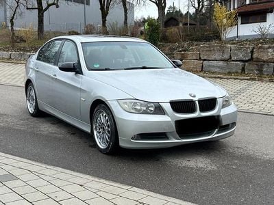 Gebraucht BMW 318 Sport Line 129 PS (94 kW) 2006 Silber Limousine