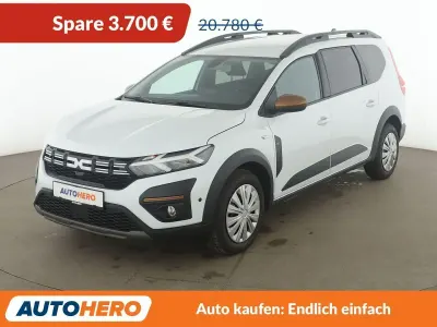 Używany Dacia Jogger Extreme 110 KM (80 kW) 2023 Biały Minivan