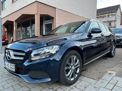Gebraucht Mercedes C180 116 PS (85 kW) 2015 Blau Kombi