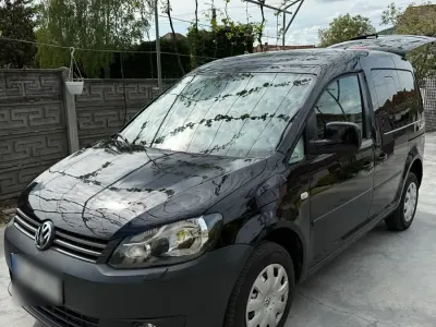 Gebraucht VW Caddy 110 PS (80 kW) 2011 Schwarz Van / Kleinbus