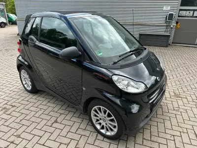 Gebraucht Smart ForTwo Cabrio 54 PS (39 kW) 2010 Schwarz Cabrio