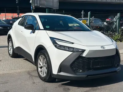 Gebraucht Toyota C-HR Business Edition 98 PS (72 kW) 2024 Weiß SUV