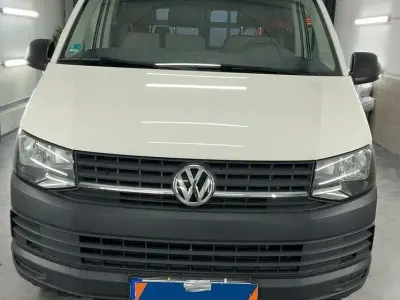 Gebraucht VW Transporter 114 PS (83 kW) 2018 Weiß Van