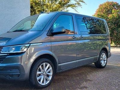 Gebraucht VW Multivan 150 PS (110 kW) 2021 Grau Van