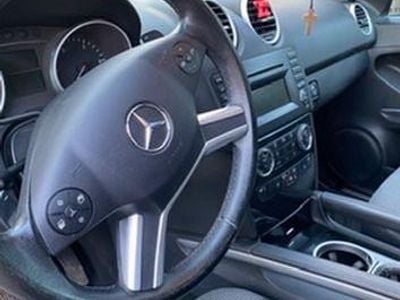 Gebraucht Mercedes ML320 224 PS (164 kW) 2008 Silber SUV
