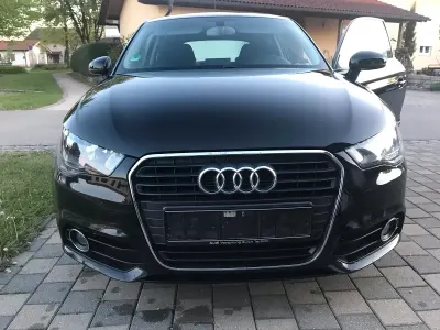 Gebraucht Audi A1 84 PS (61 kW) 2011 Schwarz Kleinwagen