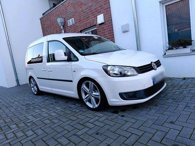 Weiß Gebraucht 2013 VW Caddy Van / Kleinbus | 5.100 €