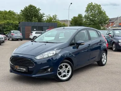 Gebraucht Ford Fiesta Trend 82 PS (60 kW) 2015 Blau Kleinwagen