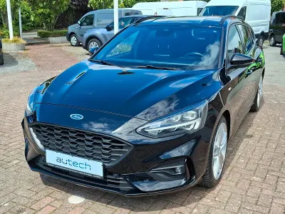 Gebraucht Ford Focus ST-Line 125 PS (91 kW) 2019 Schwarz Kombi