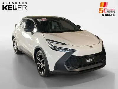 Neu Toyota C-HR 152 PS (111 kW) 2025 Rot SUV