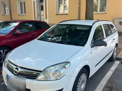 Gebraucht Opel Astra 90 PS (66 kW) 2009 Weiß Kombi