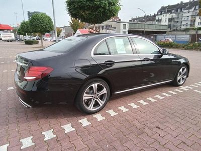 Schwarz Gebraucht 2019 Mercedes E450 Limousine | 29.999 €
