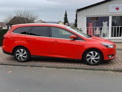 Gebraucht Ford Focus 2015 Rot Kombi