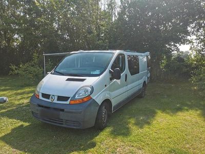 Gebraucht Renault Trafic 101 PS (74 kW) 2004 Weiß Van / Kleinbus