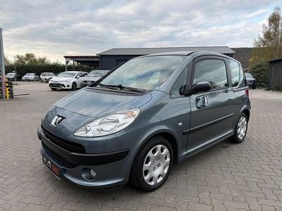Gebraucht Peugeot 1007 Filou 88 PS (64 kW) 2006 Grau Van / Kleinbus