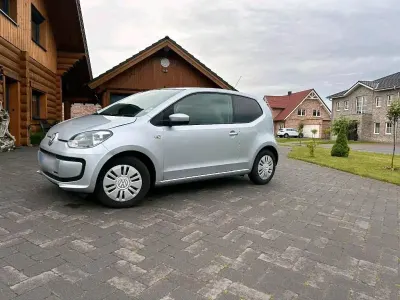 Gebraucht VW up! 75 PS (55 kW) 2012 Silber Kleinwagen