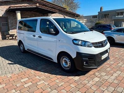 Usata Opel Vivaro 144 CV (105 kW) 2022 Bianco Monovolume