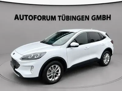 Gebraucht Ford Kuga Titanium 150 PS (110 kW) 2022 Weiß SUV