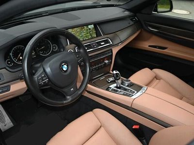 gebraucht BMW 740 740 7er d xDrive Exclusive/M-Sport/Harman Kardon