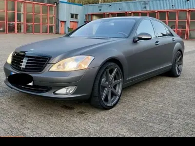 Gebraucht Mercedes S500 388 PS (285 kW) 2009 Grau Limousine