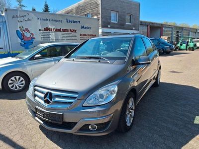 Gebraucht Mercedes B180 109 PS (80 kW) 2009 Grau Van / Kleinbus