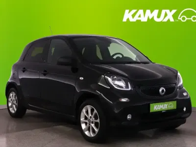 Begagnad Smart ForFour 71 HK (52 kW) 2019 Svart Halvkombi