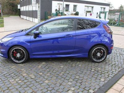 gebraucht Ford Fiesta 1.6 EcoBoost mit Leder-Sport-Paket ST