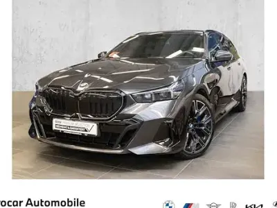 Używany BMW 520 Comfort Edition 197 KM (144 kW) 2024 Szary Kombi