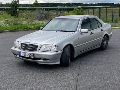 Mercedes C230