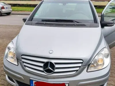Gebraucht Mercedes B170 Edition 116 PS (85 kW) 2007 Silber Van / Kleinbus