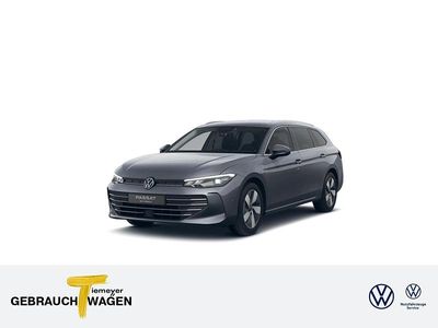Grau Gebraucht 2025 VW Passat Business Kombi | 34.100 € (Guter Preis)