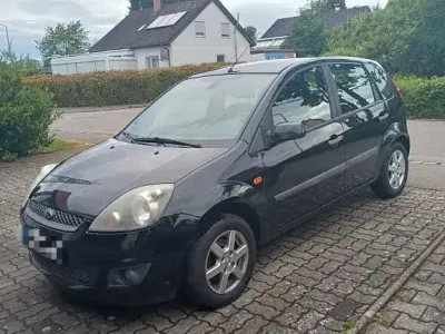 Gebraucht Ford Fiesta 80 PS (58 kW) 2007 Schwarz Kleinwagen