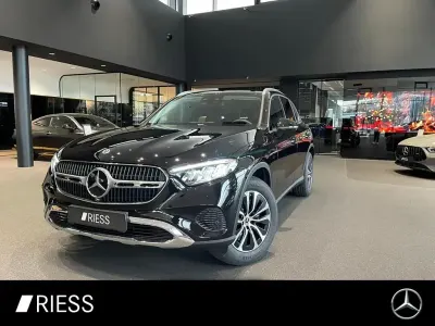 Gebraucht Mercedes GLC220 Avantgarde 197 PS (144 kW) 2025 Metalliclack obsidianschwarz SUV
