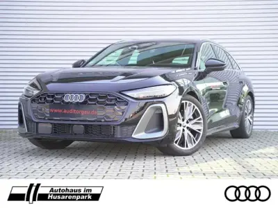 Gebraucht Audi A5 Ambiente 204 PS (150 kW) 2024 Mythosschwarz metallic Coupé