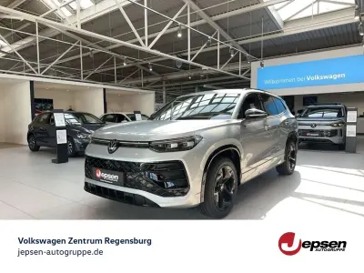 Neu VW Tayron R-line 150 PS (110 kW) 2026 Oyster silver metallic SUV