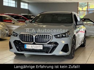 Gebraucht BMW 520 M Sport 197 PS (144 kW) 2024 Grau Kombi