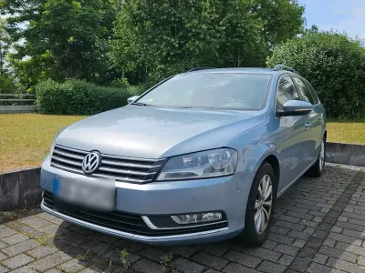 Gebraucht VW Passat 140 PS (102 kW) 2012 Kombi