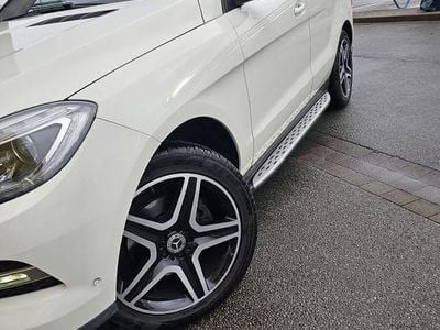 Gebraucht Mercedes ML350 258 PS (189 kW) 2012 Weiß SUV