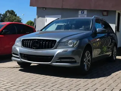 Gebraucht Mercedes C200 184 PS (135 kW) 2011 Grau Kombi