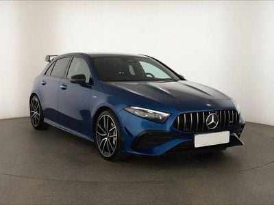 Blau Gebraucht 2024 Mercedes A35 AMG AMG line Limousine | 44.030 € (Fairer Preis)