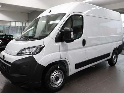 Cassablanca white Gebraucht 2024 Opel Movano Van | 30.270 € (Guter Preis)